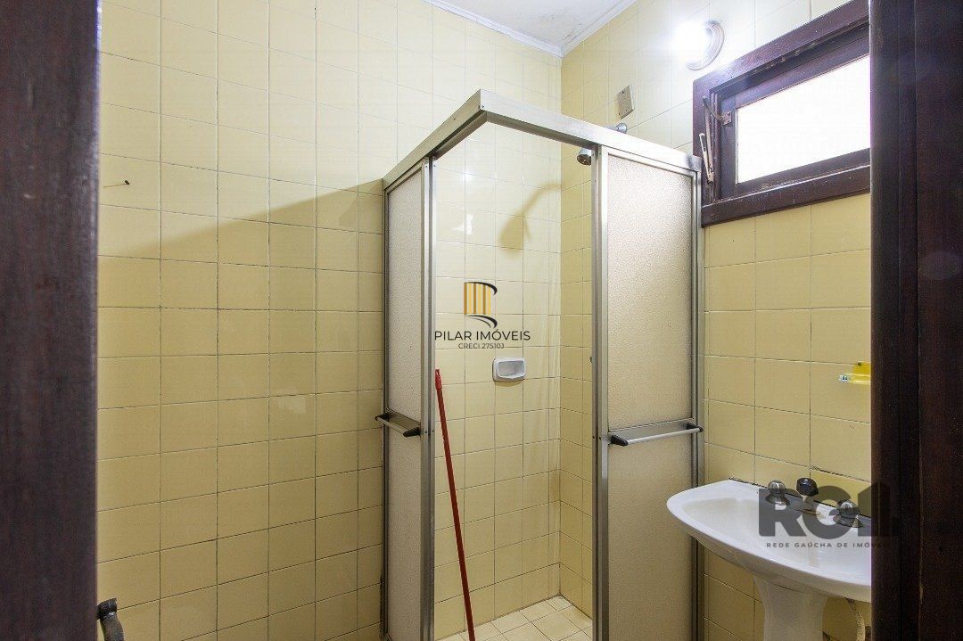 Casa para Venda - 580m², 3 dormitórios, sendo 1 suites, 3 vagas - Santa Tereza