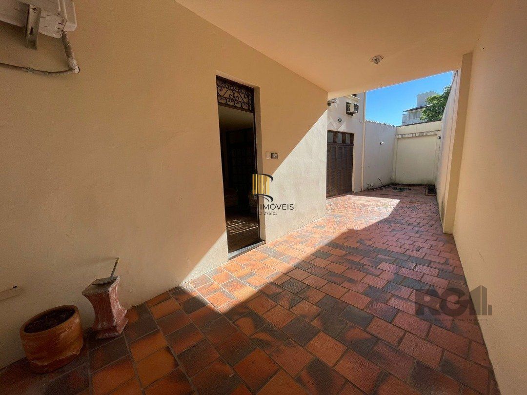 Casa 3 dormitórios no bairro Santa Tereza