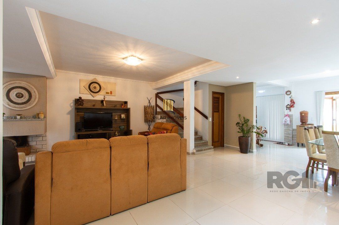 Casa para Venda - 170m², 3 dormitórios, sendo 1 suites, 2 vagas - Lagos De Nova Ipanema