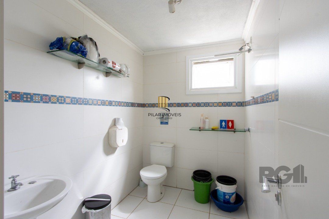 Casa de Condomínio 4 dormitórios no bairro Vila Nova