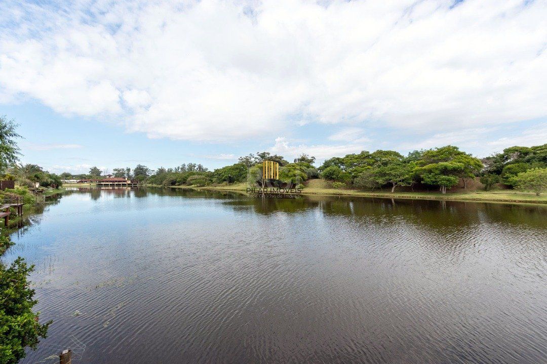 Casa de Condomínio 4 dormitórios no bairro Belém Novo