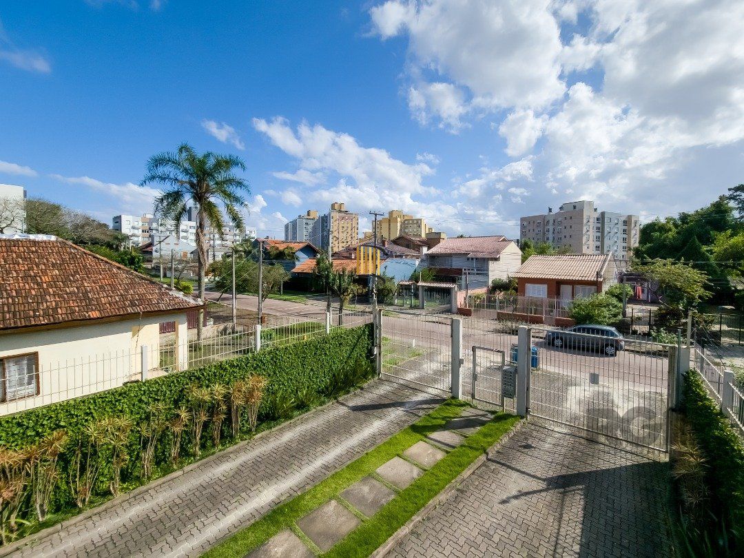 Apartamento 3 dormitórios no bairro Camaquã