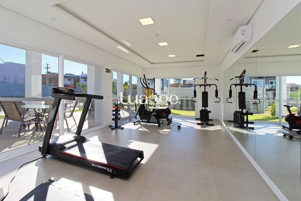 Casa em condomínio fechado Pateo Verde, 3 suítes sendo 1 master com sacada e 2 vagas de garagem