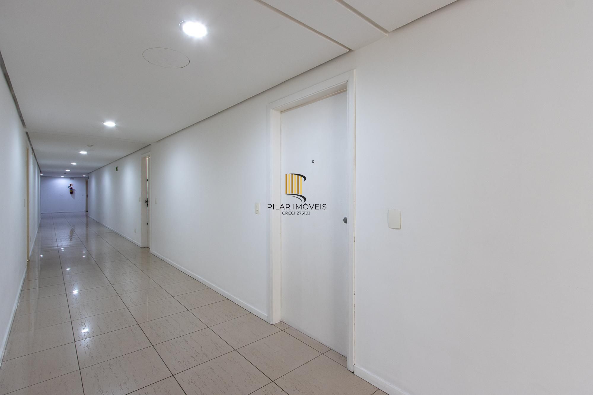 Excelente apartamento de 3 dormitórios, 1 suíte e 2 vagas de garagem.