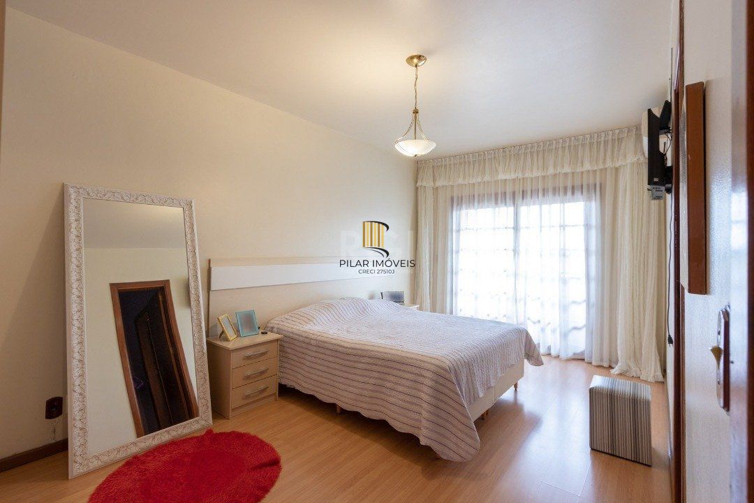 Casa para Venda - 192.18m², 3 dormitórios, sendo 1 suites, 2 vagas - Cristal