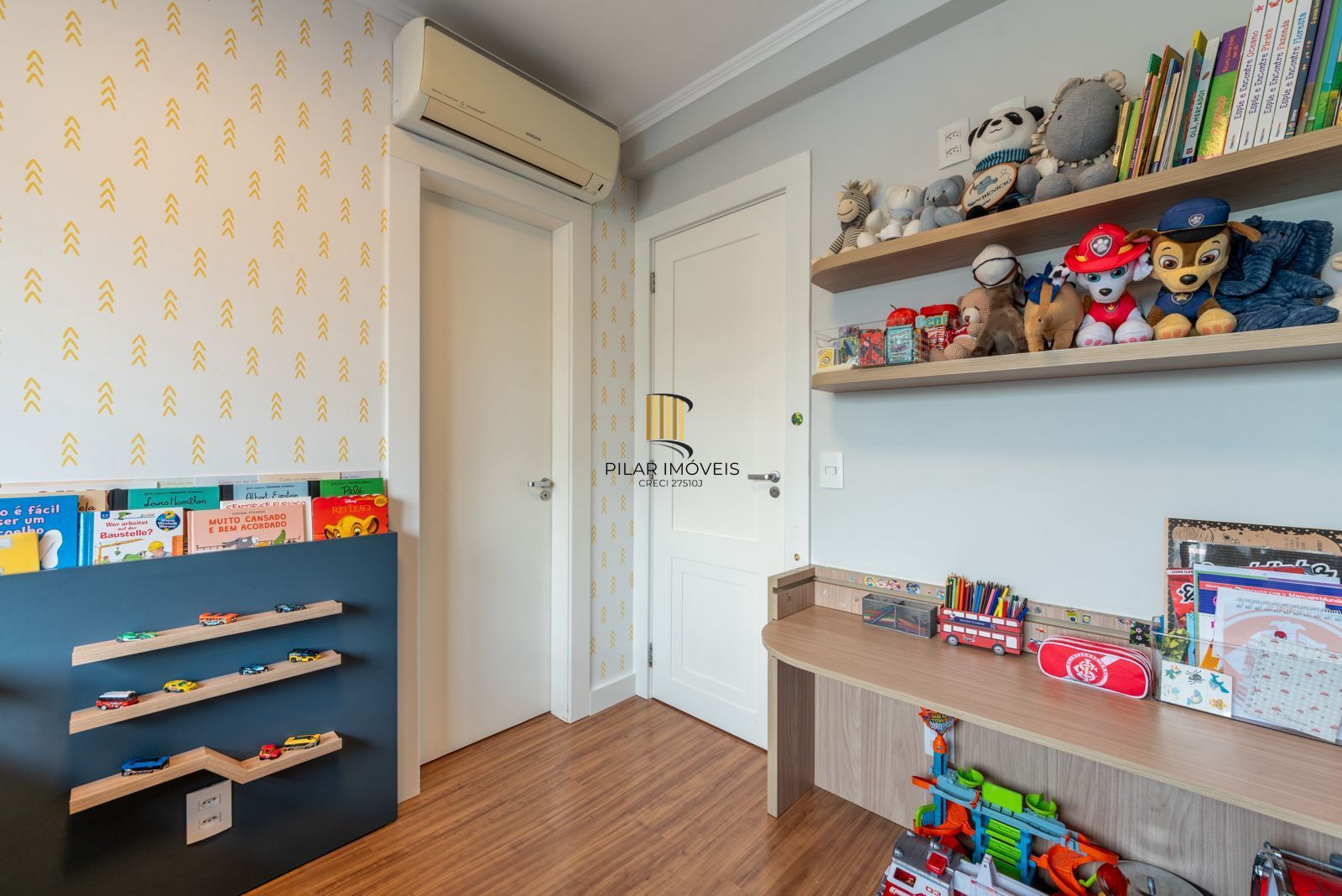 Apartamento exclusivo, decorado com requinte e uma vista incrível!
