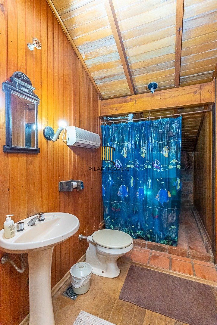 Casa 4 dormitórios, Altos da Vila Nova, Zona Sul, Porto Alegre.