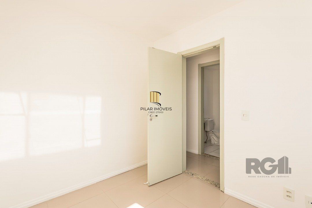 Apartamento  com 2 quartos e 1 banheiro no total