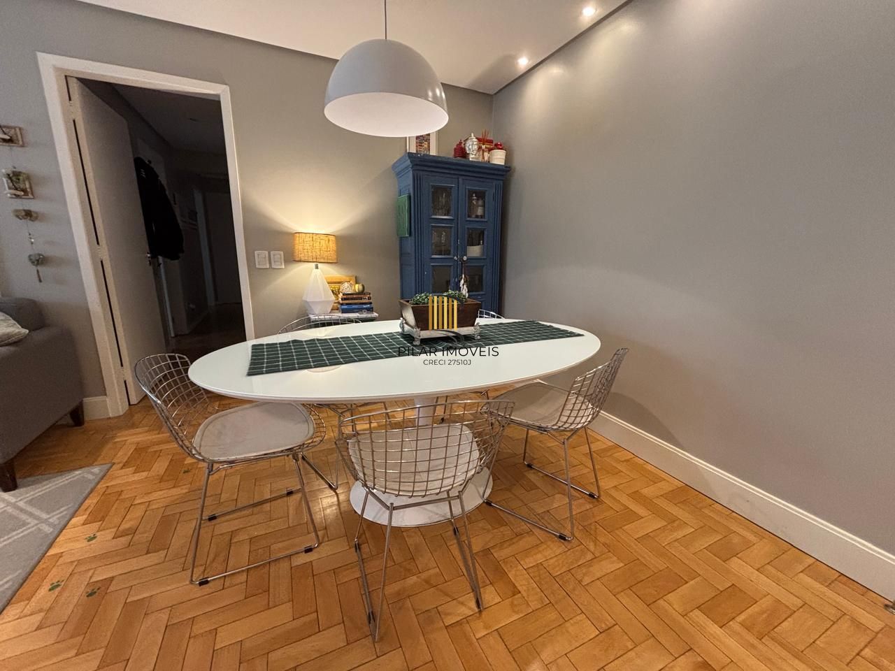 Apartamento 3 Dormitórios com Suíte no Moinhos de Vento