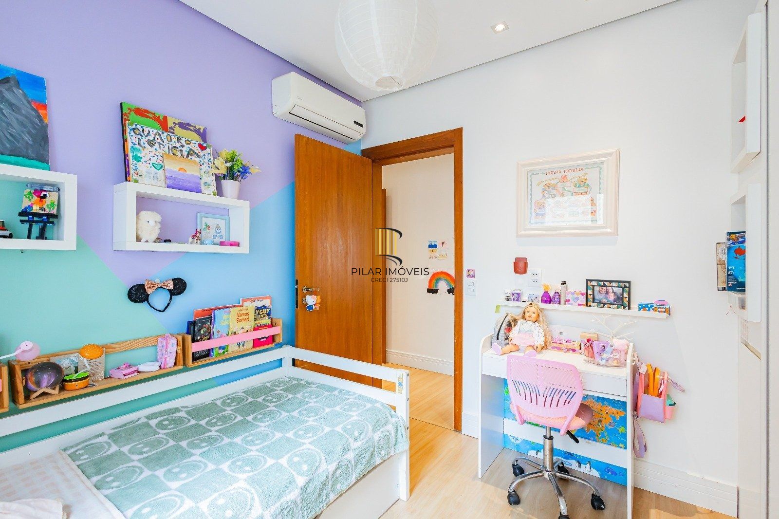 Belíssimo apartamento 03 dormitórios no Petrópolis