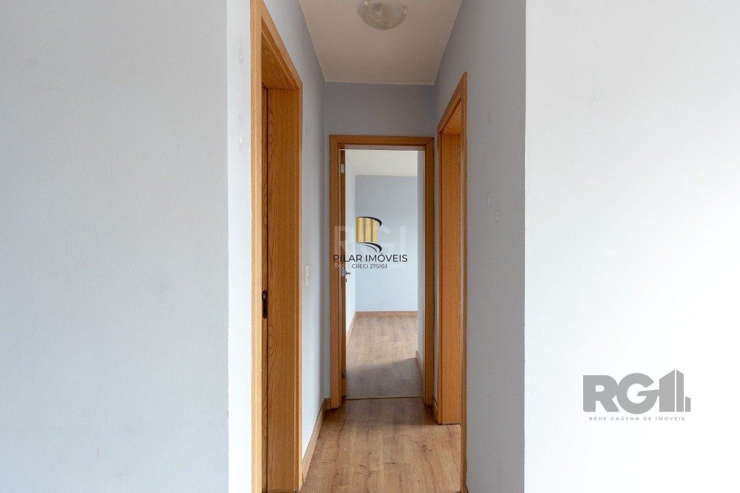 Apartamento de 50,85m2, 2 dormitórios, 1 banheiro e 1 vaga escriturada.