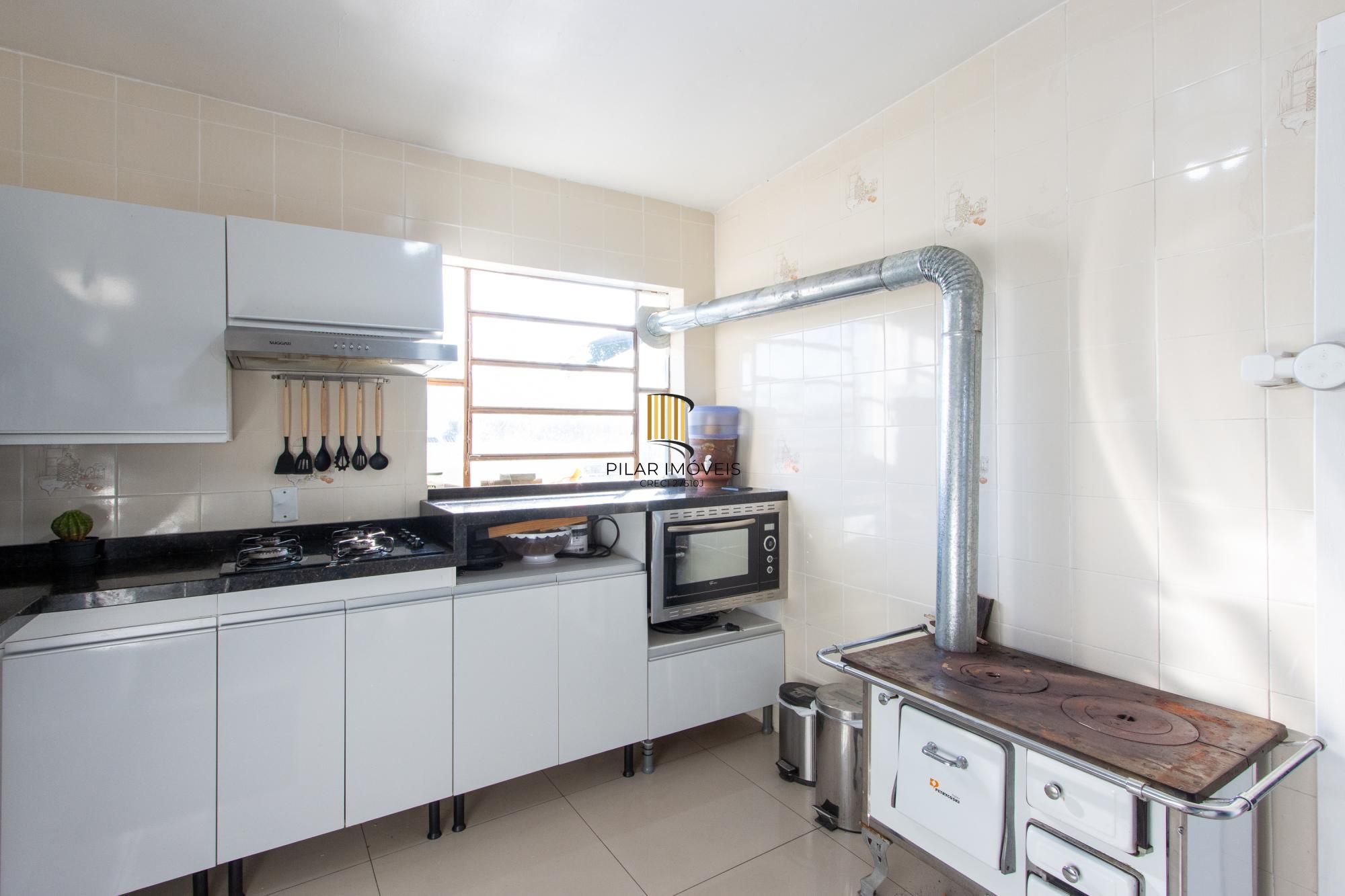 Casa para Venda - 134.06m², 3 dormitórios, 5 vagas - Vila Nova
