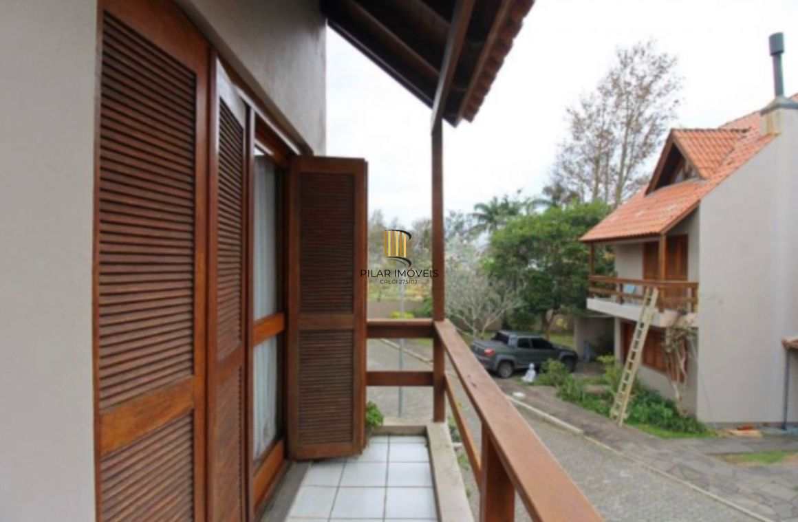 Casa com 2 Dormitórios + Sótão (3º Dormitório) – Ampla, Confortável e Completa