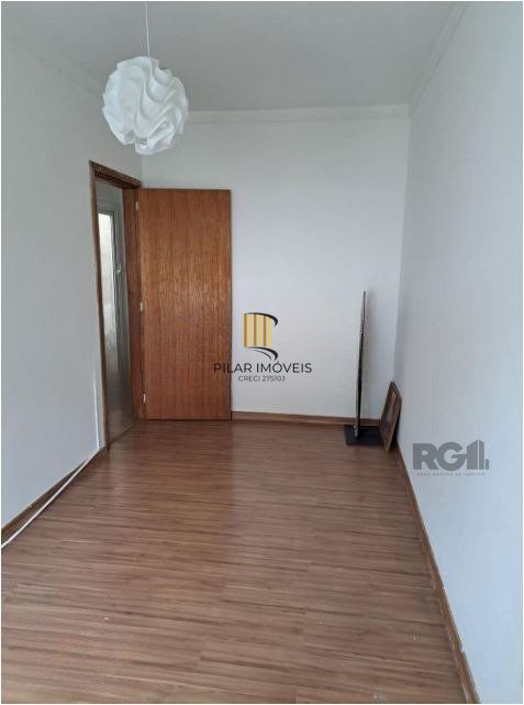 Casa 3 dormitórios no bairro Costa e Silva
