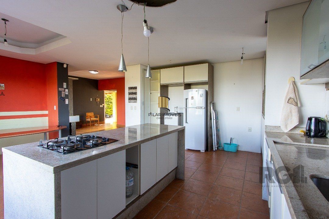 Casa para Venda - 380m², 4 dormitórios, sendo 1 suites, 4 vagas - Vila Assunção