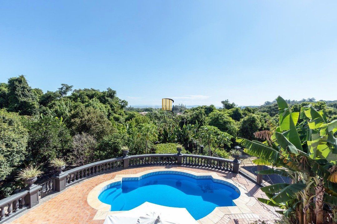 Casa Condominio para Venda - 559m², 4 dormitórios, sendo 3 suites, 3 vagas - Cavalhada