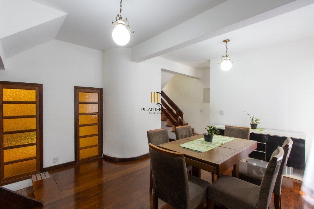 Casa ampla à venda em Santa Tereza - Porto Alegre