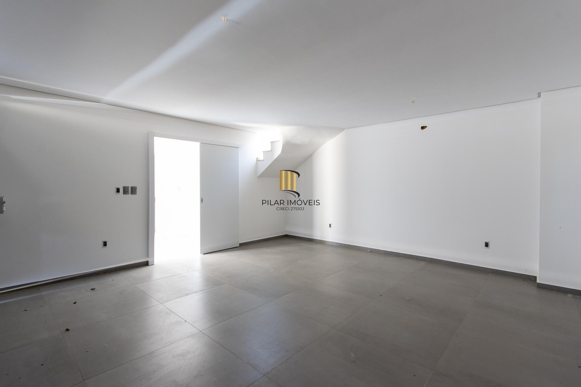 Casa em condomínio com conforto e exclusividade no bairro Tristeza