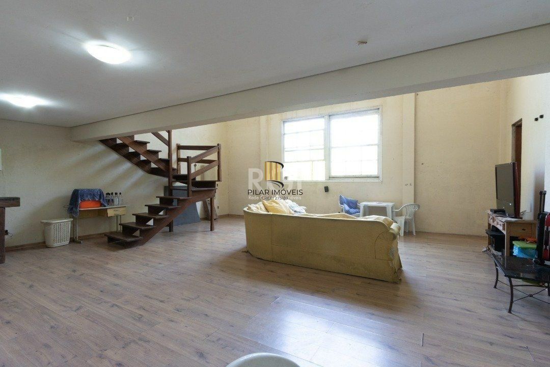 Terreno com área de 747m²