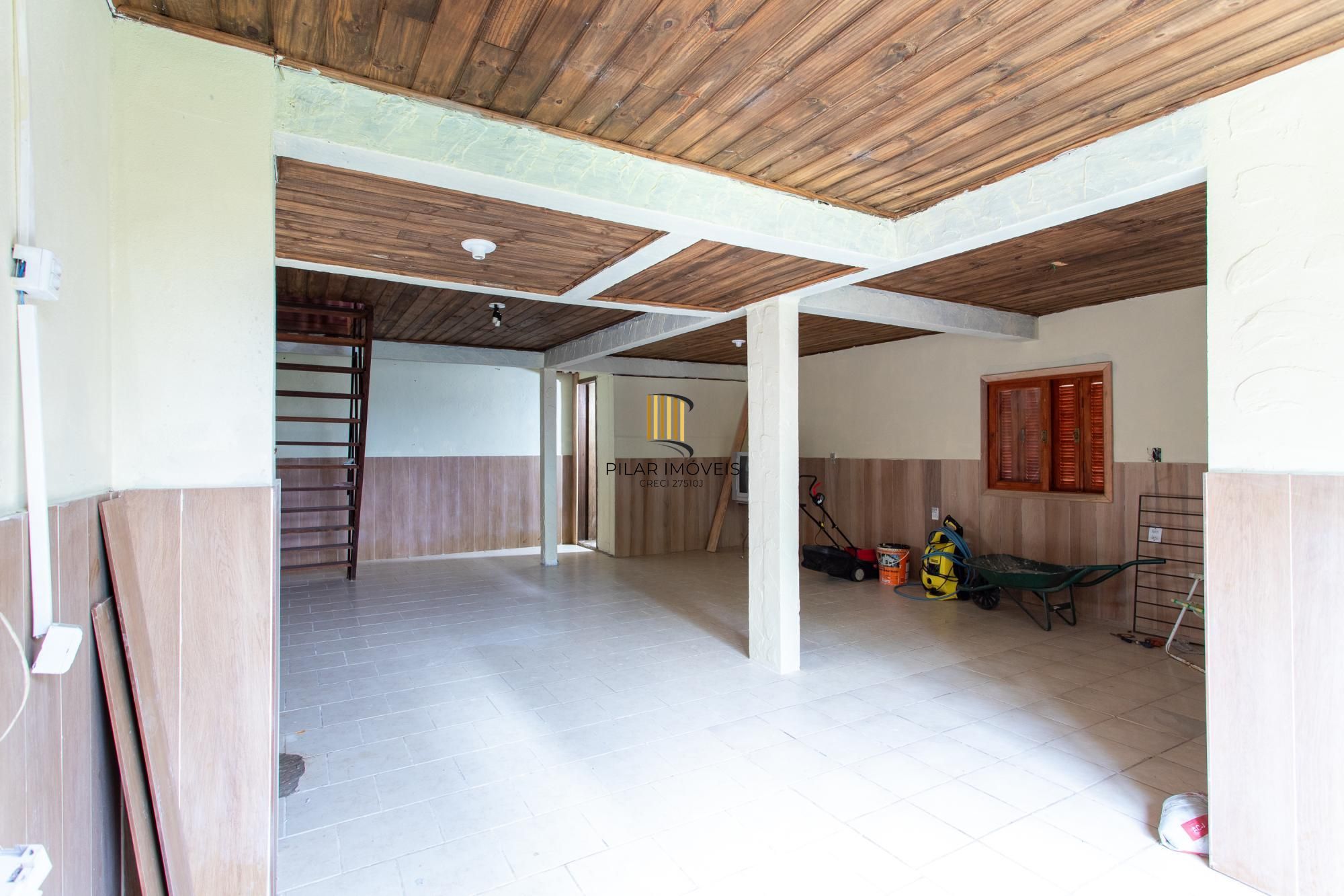 Casa 2 dormitórios no bairro Vila Nova