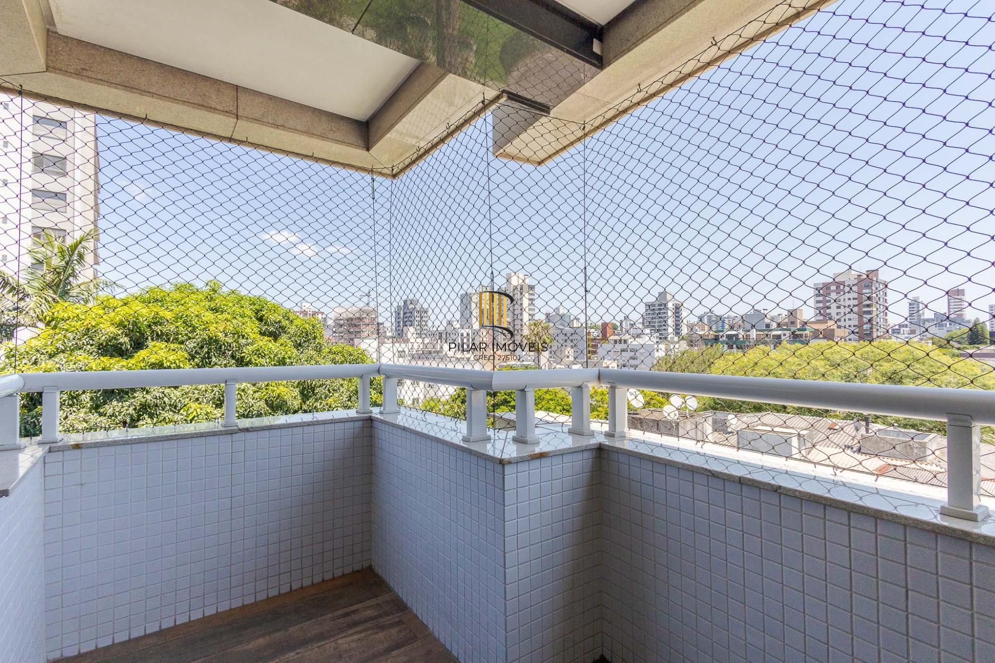 Apartamento 2 dormitórios no Petrópolis