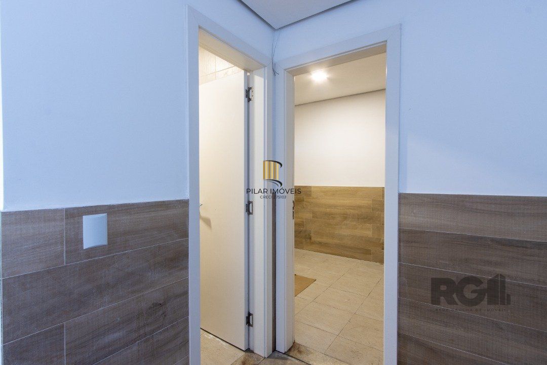 Casa mobiliada no Condomínio Las Rocas com 3 suítes,