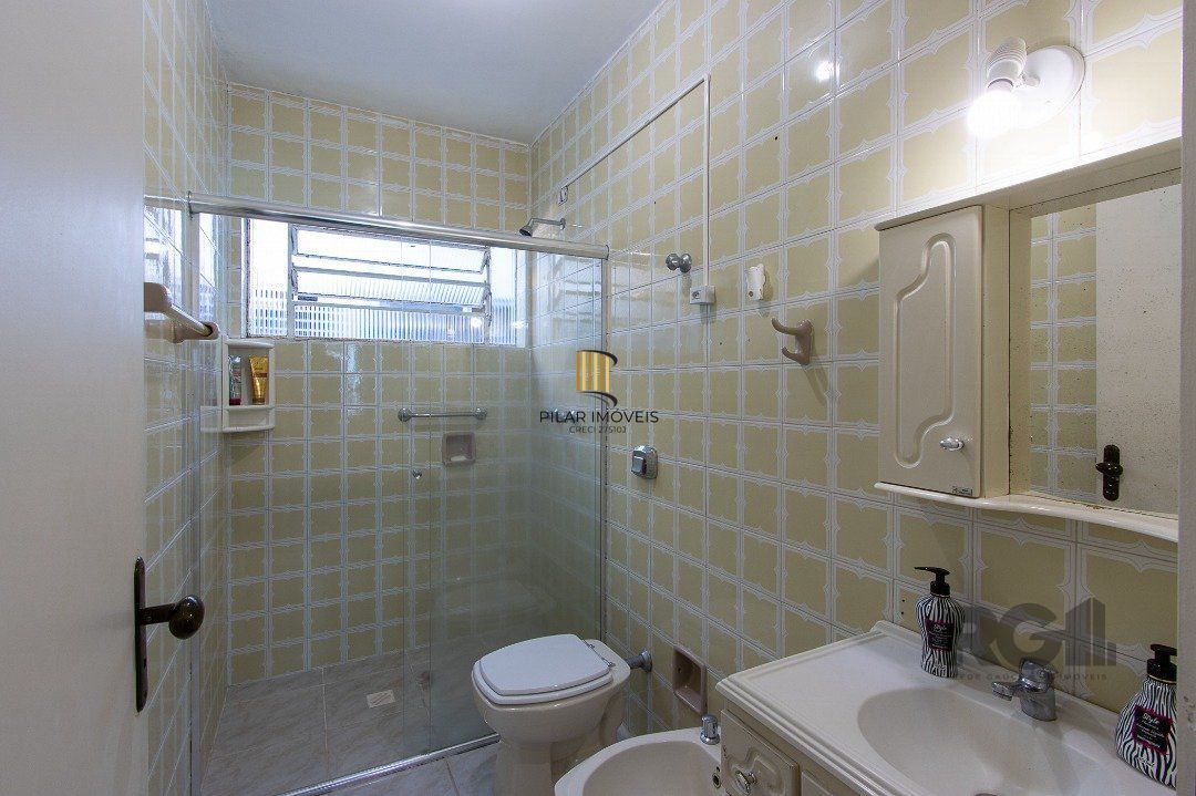 Casa 3 dormitórios no bairro Ipanema
