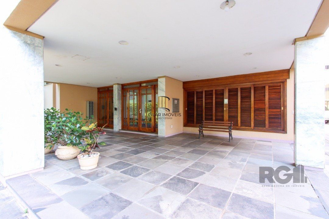 Apartamento 2 dormitórios no bairro Santo Antônio
