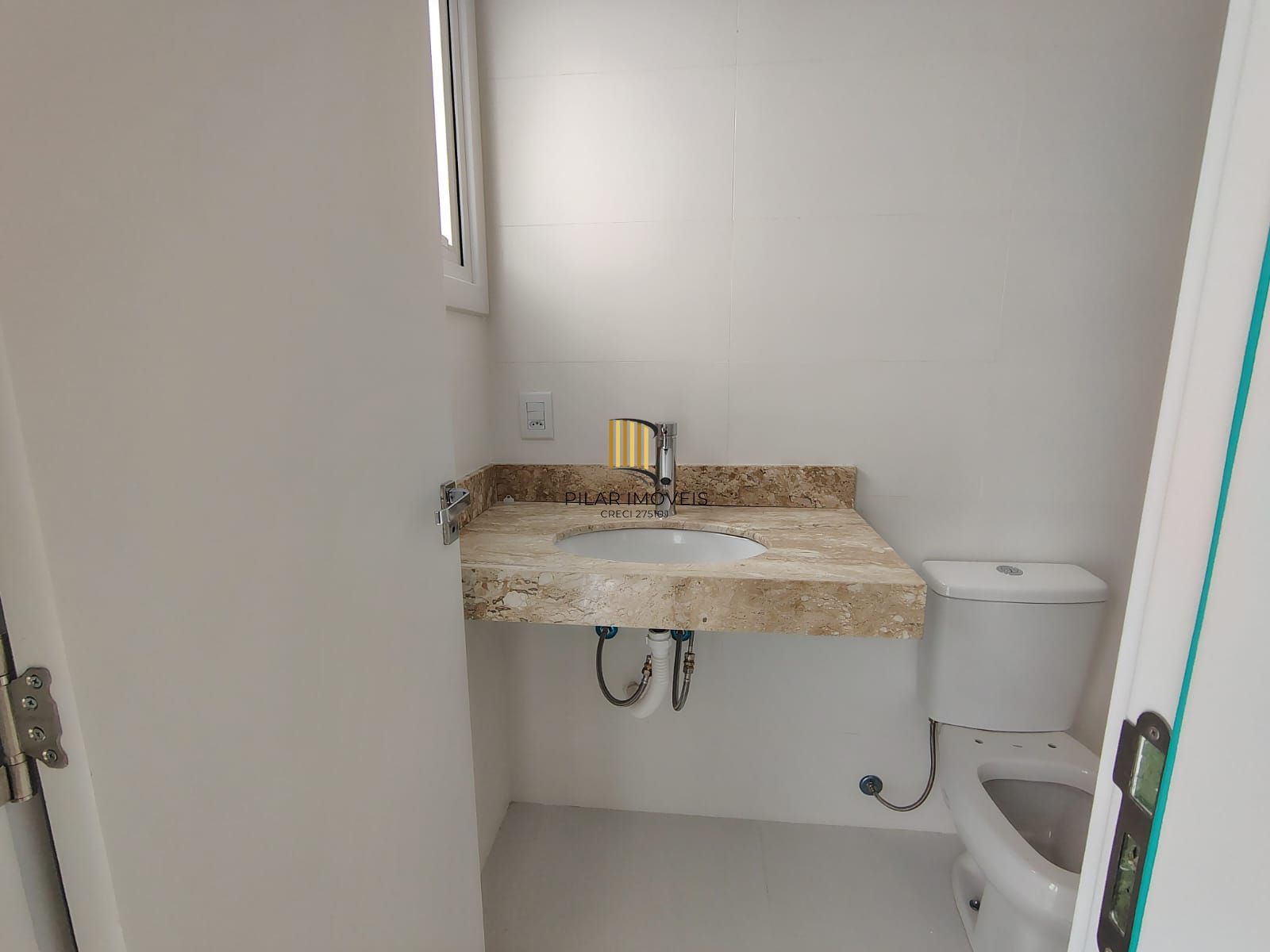 Apartamento Garden de 2 dormitórios, 1 suíte e 2 vagas de garagem.