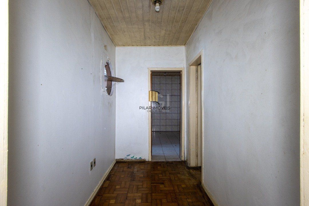 Casa para Venda - 172.54m², 2 dormitórios, sendo 1 suites, 4 vagas - Ipanema