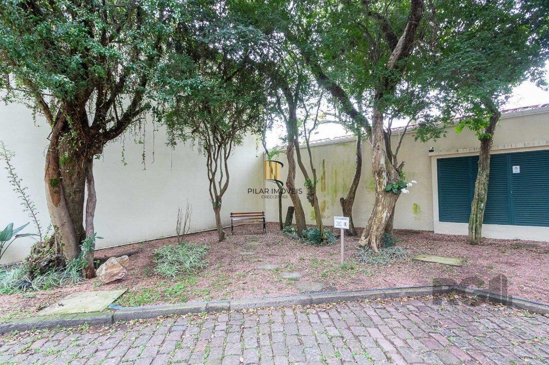 Casa de Condomínio 4 dormitórios no bairro Tristeza