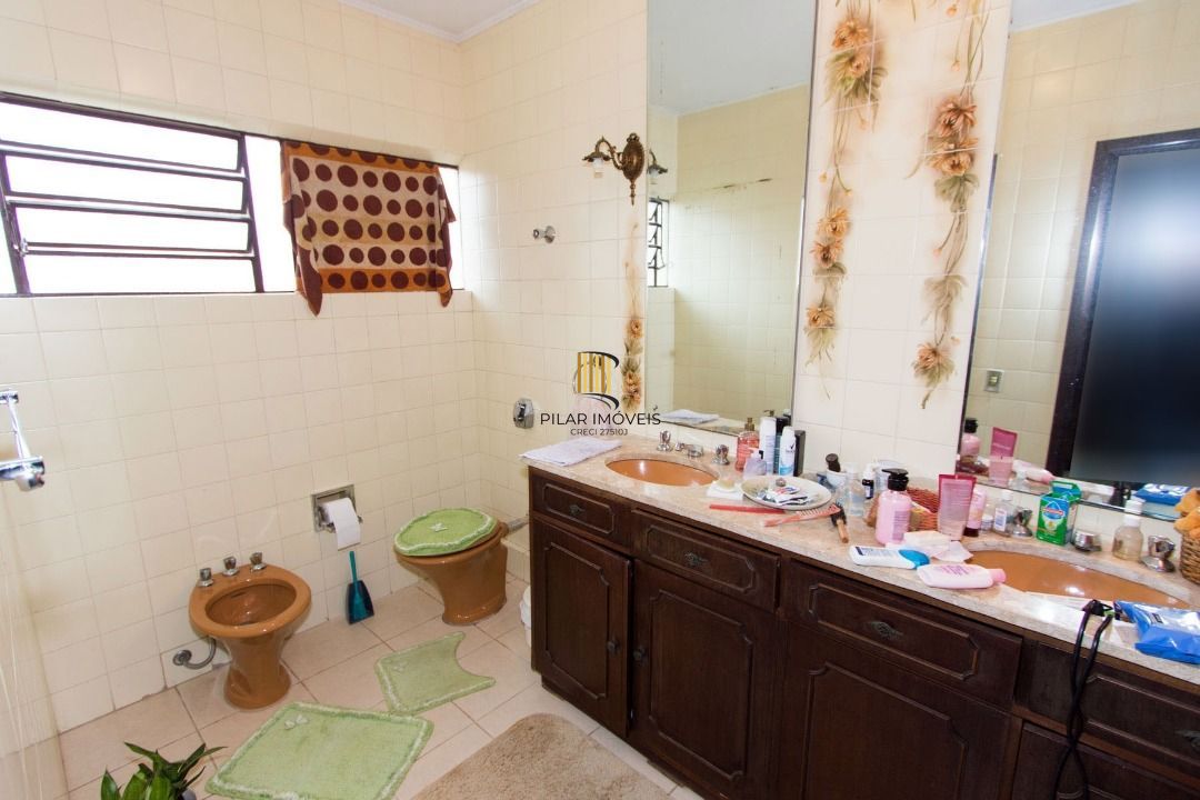Casa para Venda - 228.93m², 4 dormitórios, sendo 3 suites, 3 vagas - Vila Assunção