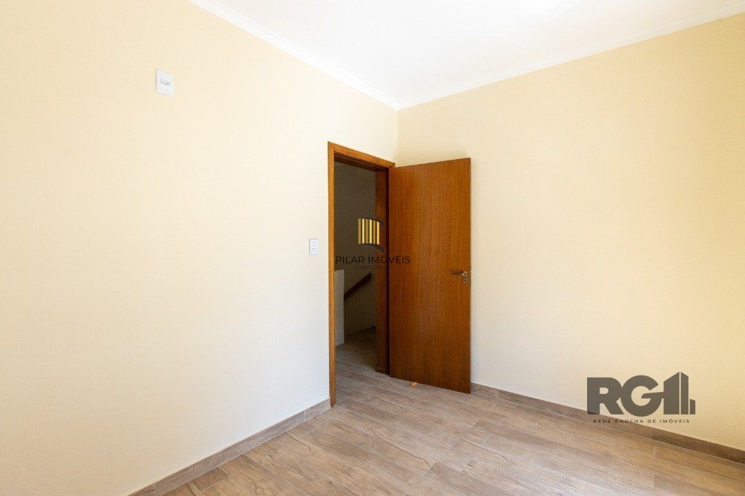 Casa de Condomínio 2 dormitórios no bairro Cascata