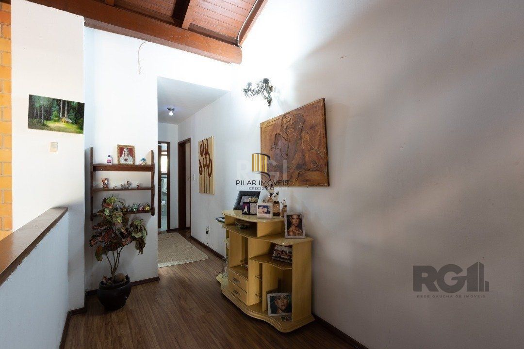 Casa 4 dormitórios no bairro Cristal