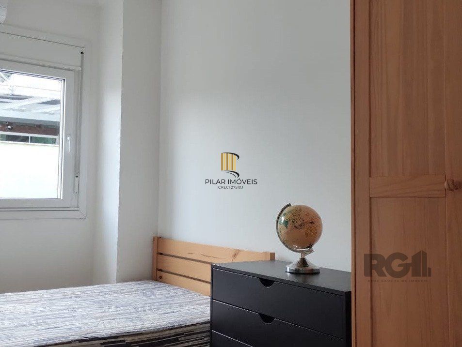 Casa para Venda - 178.4m², 3 dormitórios, sendo 1 suites, 2 vagas - Hípica