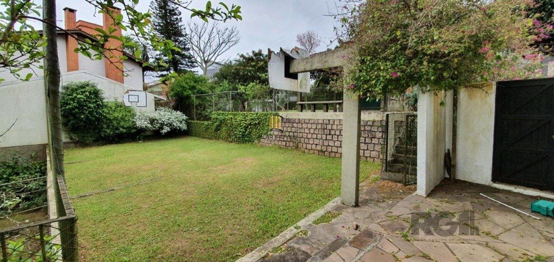 Casa 3 dormitórios no bairro Teresópolis