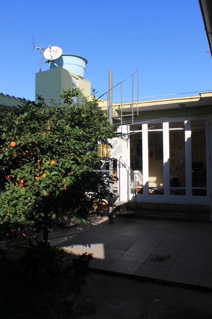 Casa para Venda - 120m², 3 dormitórios, sendo 1 suites, 1 vaga - Vila Nova