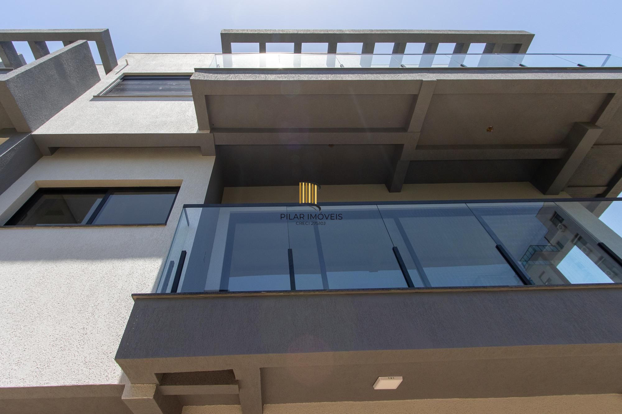 Casa em condomínio com conforto e exclusividade no bairro Tristeza