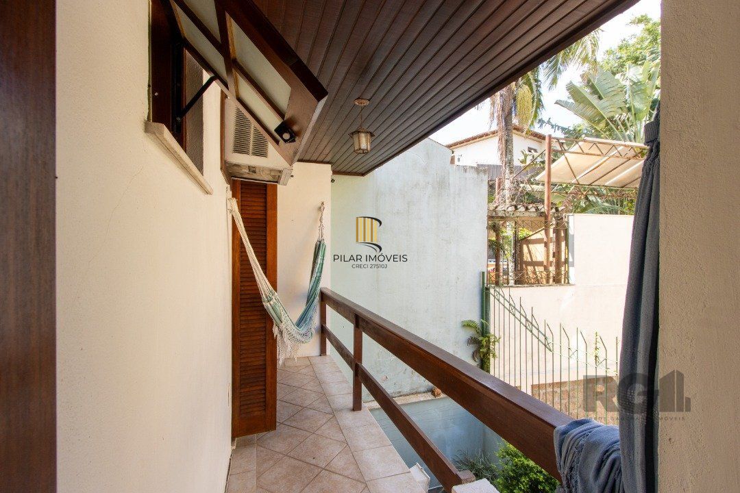 Casa de Condomínio 3 dormitórios no bairro Jardim Isabel