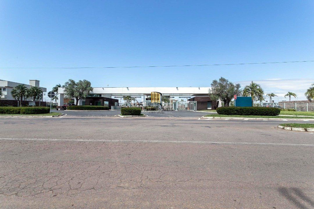 Casa Condominio para Venda - 519m², 4 dormitórios, sendo 4 suites, 2 vagas - Sans Souci