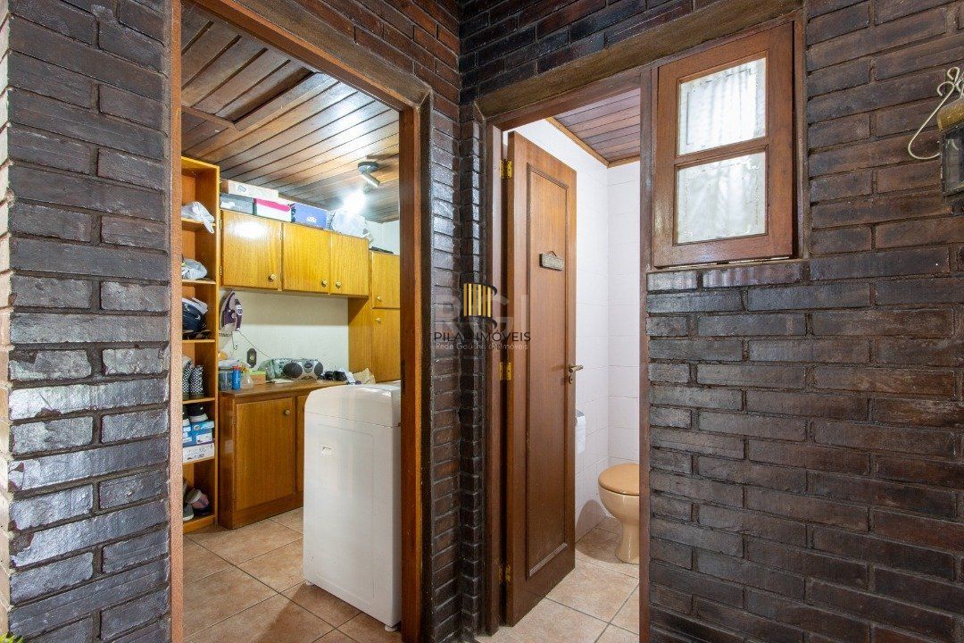 Casa 5 Dormitório(s) Bairro Tristeza