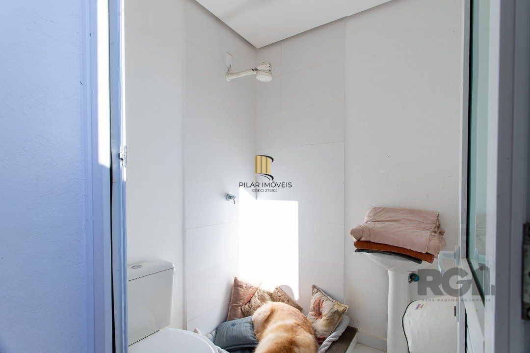 Casa de Condomínio 4 dormitórios no bairro Belém Novo