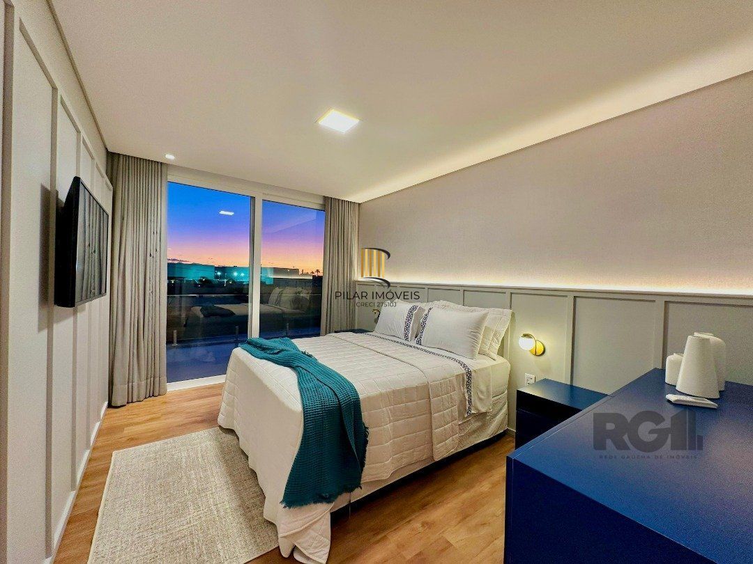 Sobrado Beira Lago com piscina e Deck com 457m² e 5 suítes no Condomínio Sense em Xangri-lá