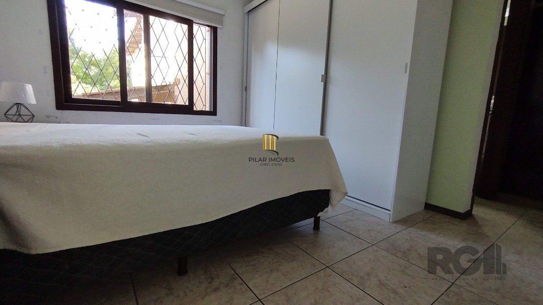 Sobrado, 5 quartos, 2 suites, pátio, 3 vagas - Bairro Vila Nova