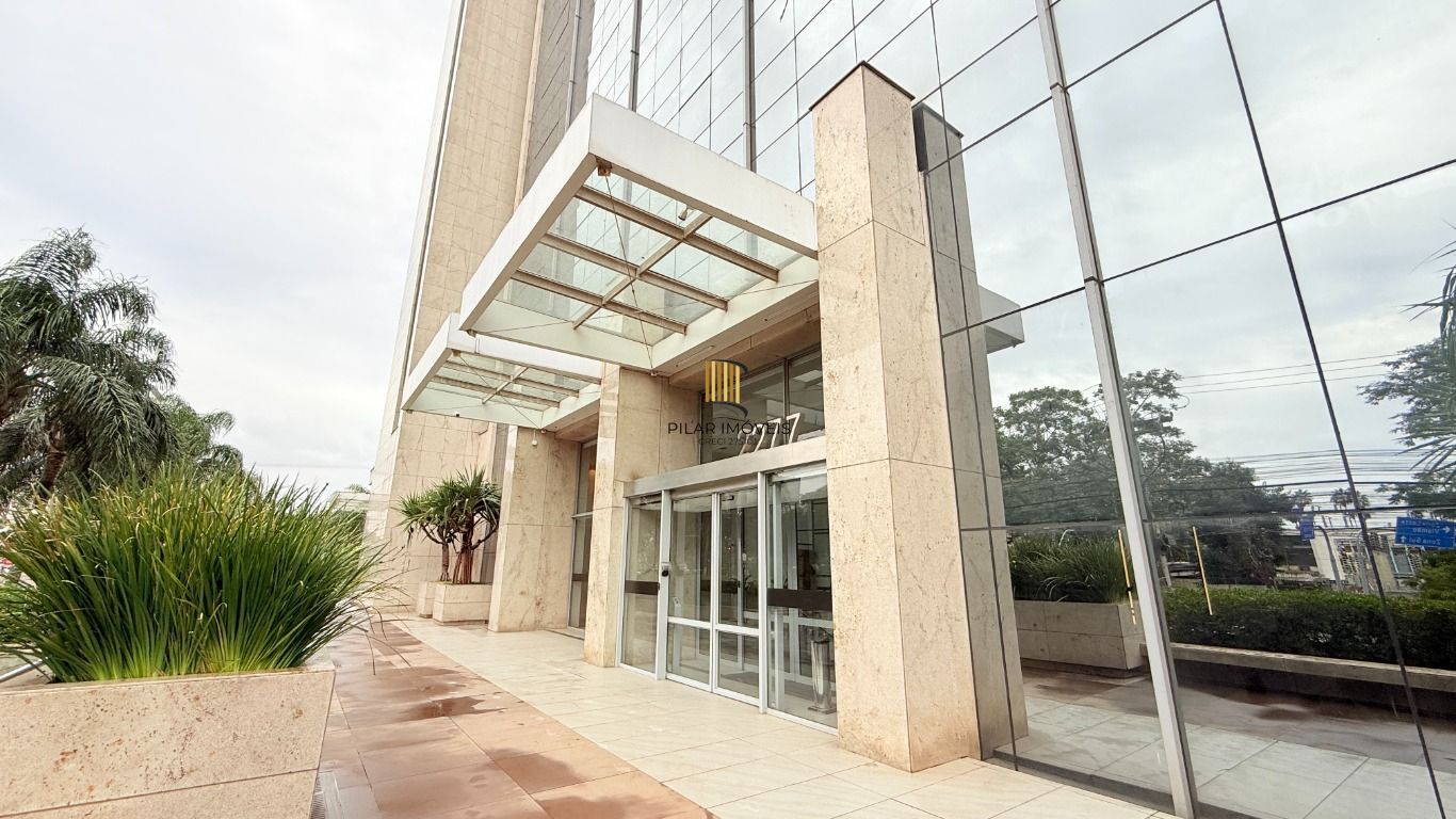 Apartamento 1 dormitório com vaga coberta à venda no bairro Praia de Belas