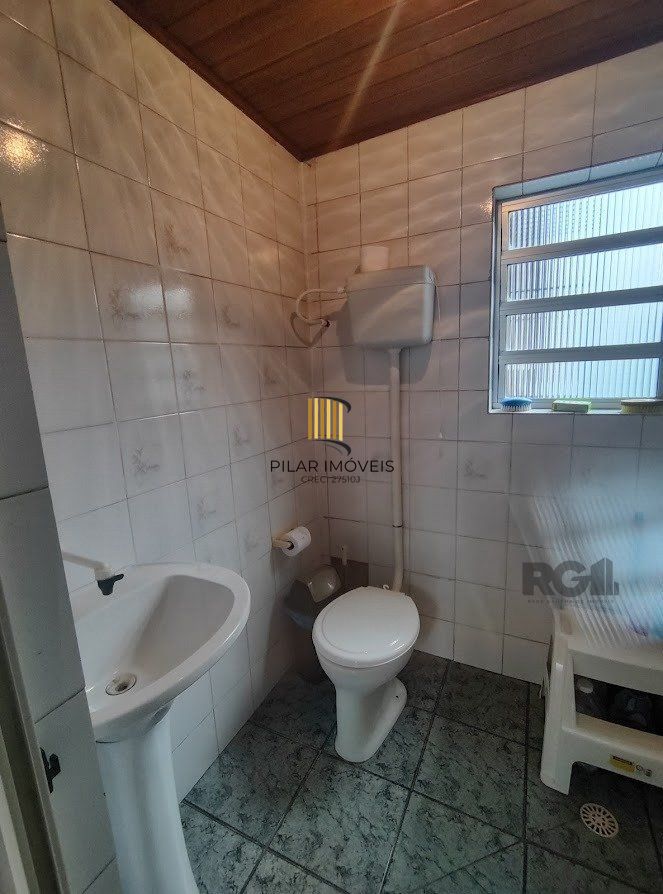 Casa para venda com 3 dormitórios no bairro Tristeza