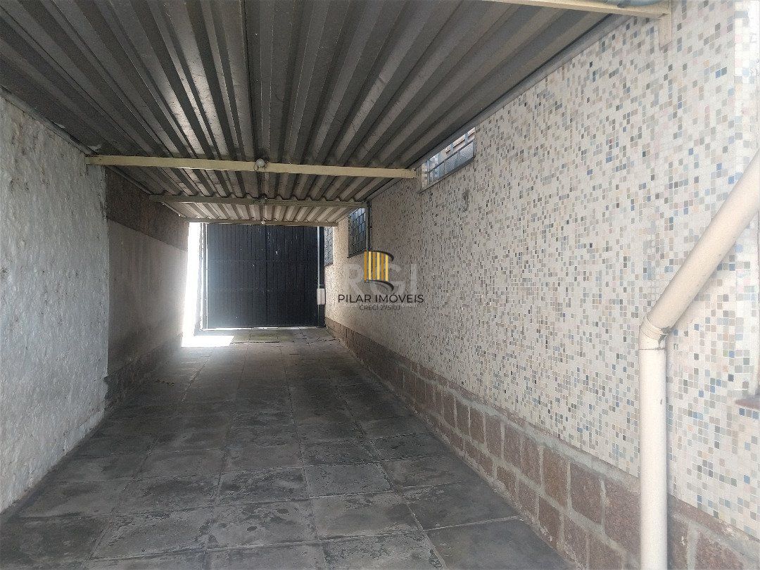 Casa para Venda - 84.96m², 3 dormitórios, 6 vagas - Camaquã