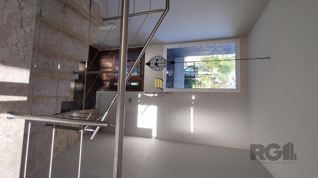 Casa de Condomínio 5 dormitórios no bairro Atlântida