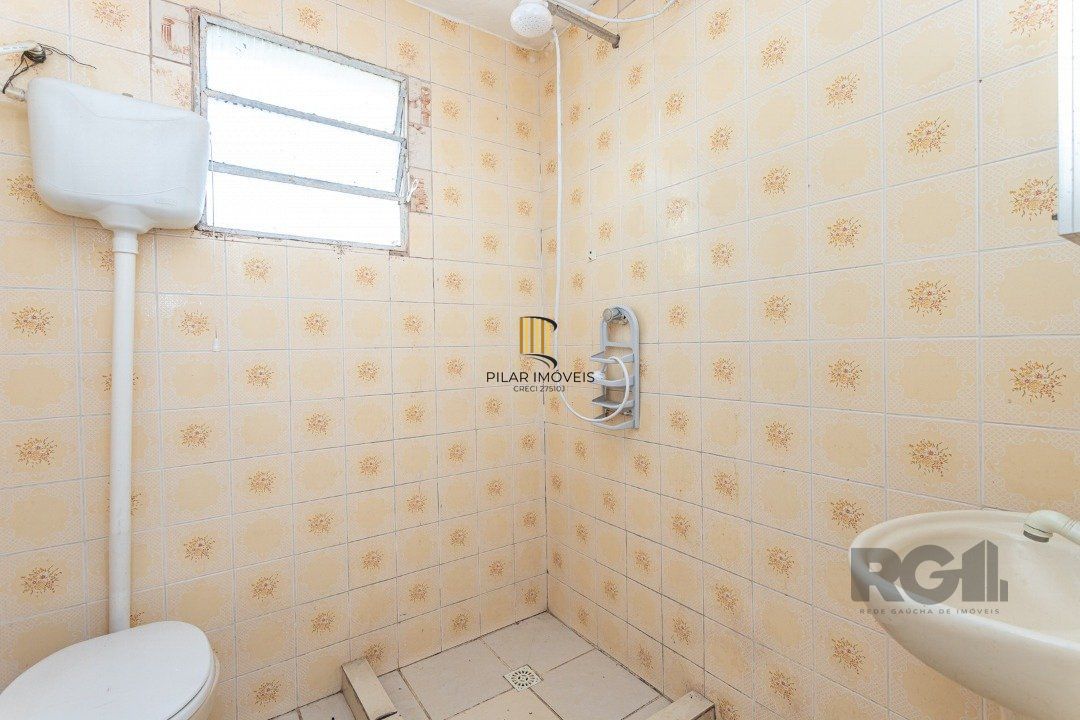 Casa com 3 Quartos à Venda, 293 m² por R$ 650.000