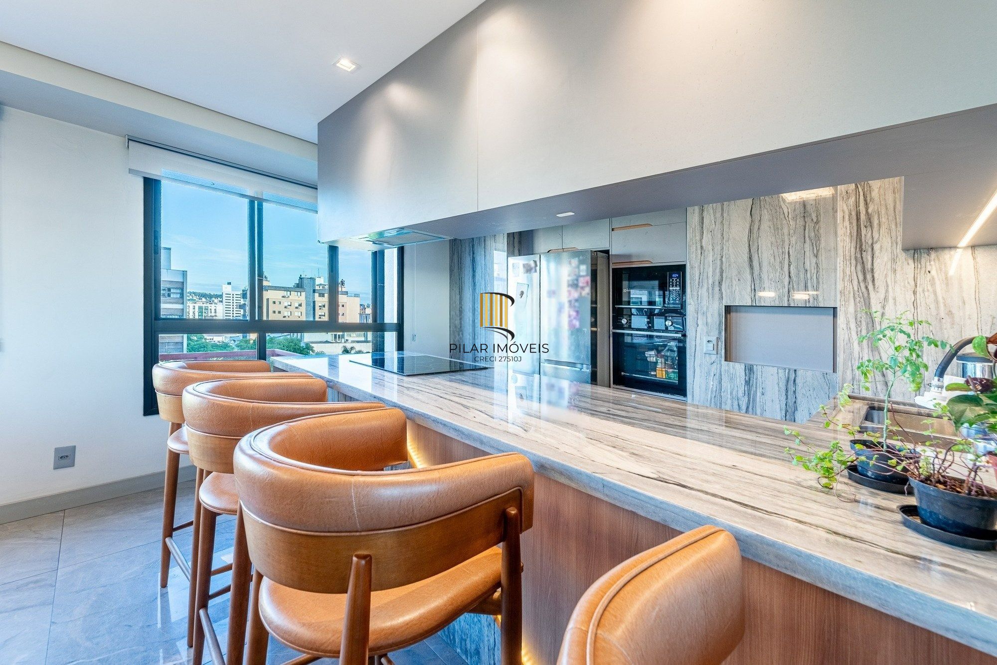 Apartamento de 3 dormitórios sendo 2 suítes